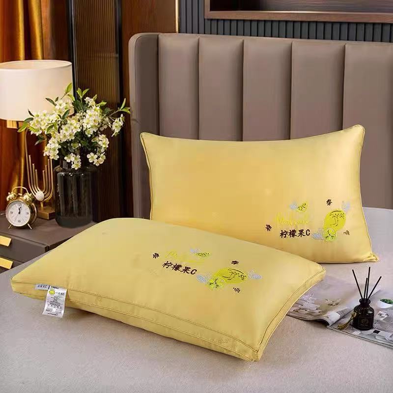 希尔顿五星级酒店同款羽丝绒枕头2个装健康舒适换芯体验展示