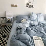 极简风四季被及床单套装蓝白配色卧室实拍展示及视觉补能效果