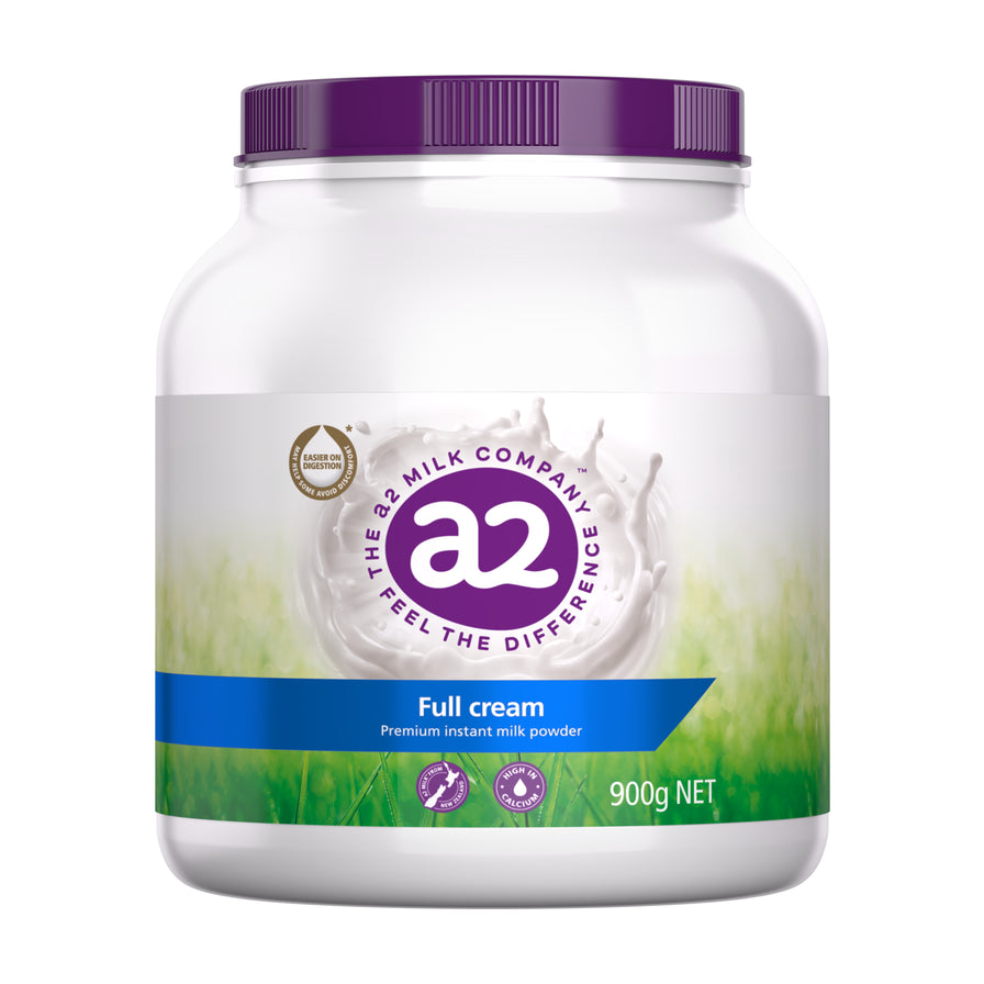 a2 全脂成人奶粉 900g 罐装正面图，紫色瓶盖，白色罐身，带有 a2 品牌标识和 Full Cream 字样。