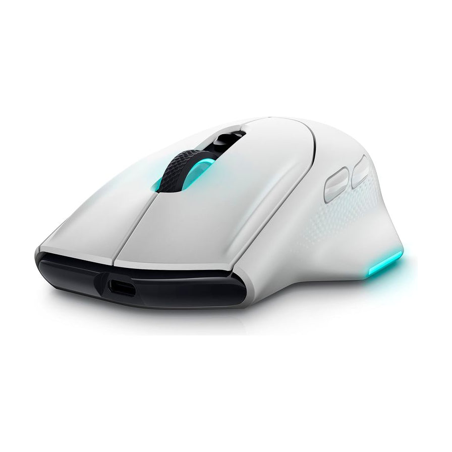 ALIENWARE 外星人 AW620M 无线电竞鼠标白色款，展示 3D 人体工学非对称外形、滚轮及侧边 RGB 灯效。
