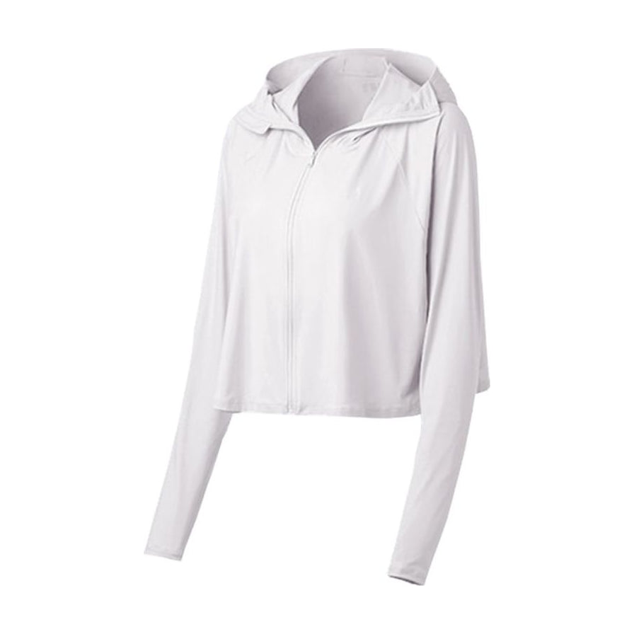蕉下冰薄系列白色披肩防晒服，展示连帽短款剪裁与长袖设计，纯白背景。