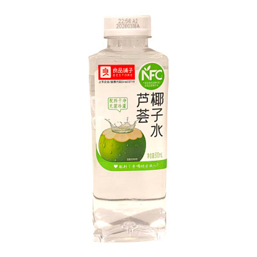 良品铺子芦荟椰子水，500ml瓶装，白色背景，瓶身印有椰子溅起水花图案，标注添加NFC及无菌冷灌。