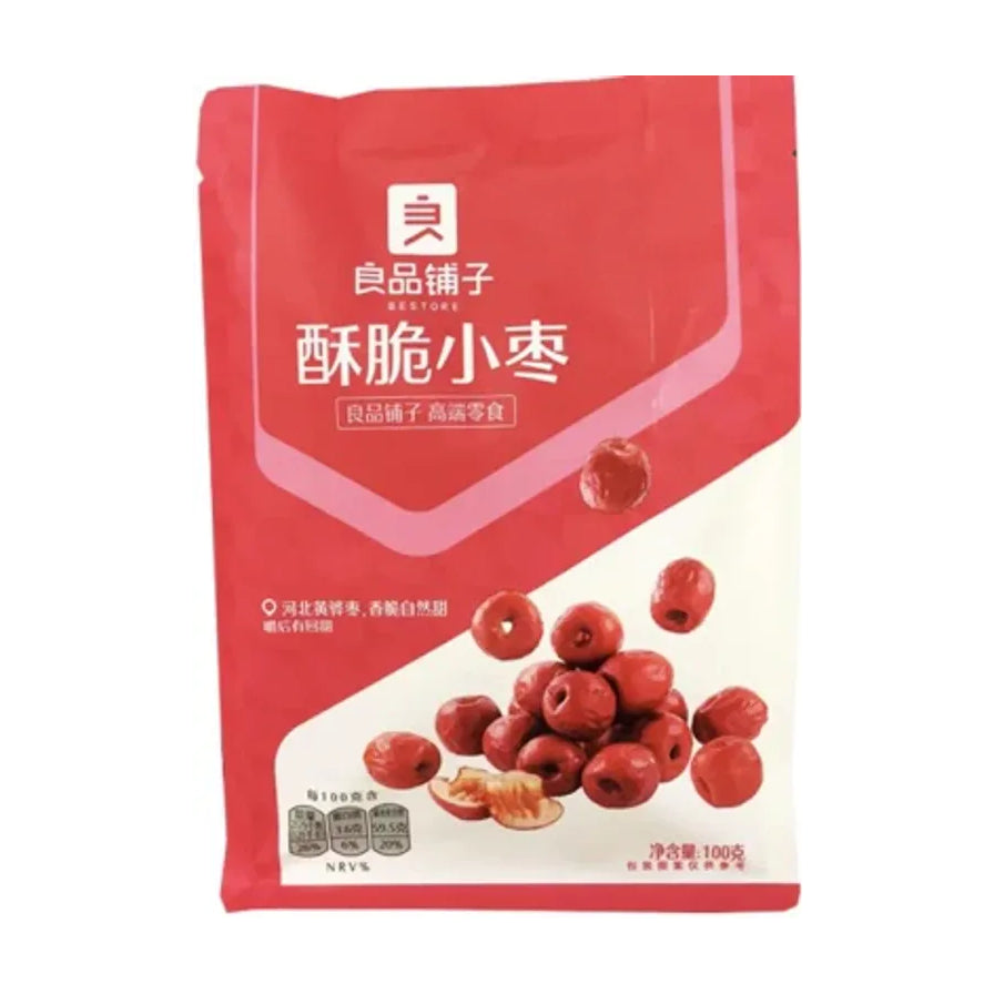 良品铺子酥脆小枣100g红色包装袋正面，展示去核脆枣实物图及河北黄骅冬枣标识