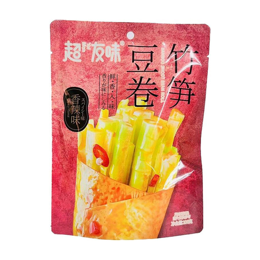 超友味豆卷竹笋味包装正面图，红色包装袋，展示了内部包裹着鲜脆竹笋的豆卷示意图。