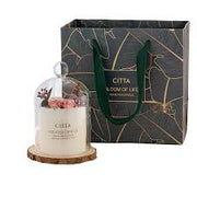 CITTA 森系植物香薰蜡烛正面图，简约瓶身设计，适合书桌或床头摆放。