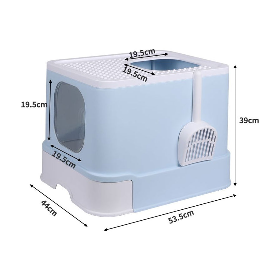 浅蓝色抽屉式封闭猫砂盆，带顶部漏砂孔和侧面入口，正面可见抽屉式底盘