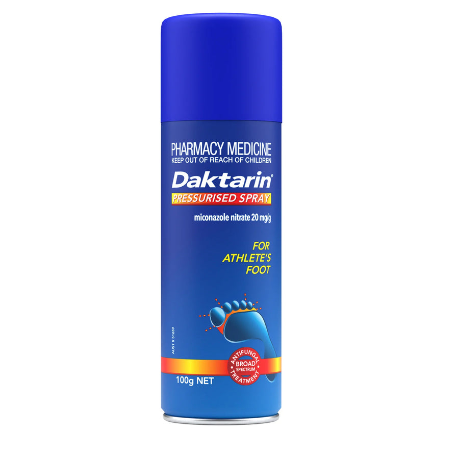 蓝色达克宁按压喷雾罐，正面可见 Daktarin、pressurised spray、miconazole nitrate 20 mg/g 和 100g net