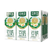 豆本豆豆奶六连包，白色包装盒上印有绿色品牌标识、大豆图案和3.0g植物蛋白字样。