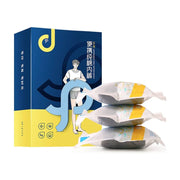 Freego男士一次性纯棉内裤蓝色包装盒，旁边堆叠着三条独立密封包装的灰色平角内裤。