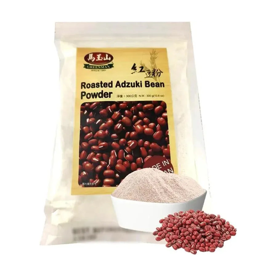 马玉山醇浓红豆粉300克袋装，包装正面印有红豆图案，前方摆放着一碗细腻的红豆粉末和一堆饱满的红豆颗粒。