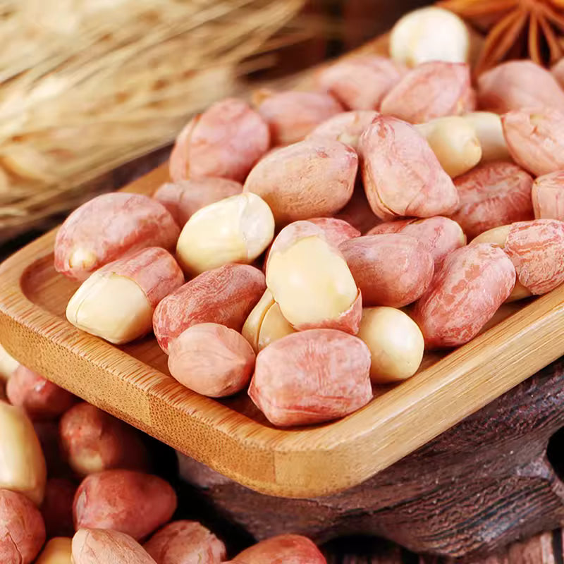 广基隆五香南乳花生包装细节图，展示酥脆花生仁与南乳风味说明