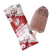 光明赤豆棒冰包装特写，经典红色包装设计展示红豆口味家庭装雪糕