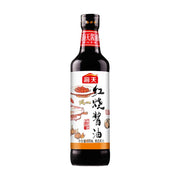 海天红烧酱油500ml瓶装正面图，白色标签印有红烧肉插画和红烧酱油书法字样。