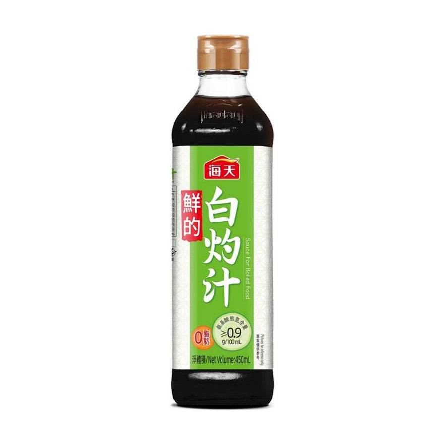 海天白灼汁瓶装正面图，标签显示鲜的白灼汁，净含量450ml。