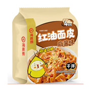 海底捞红油面皮麻酱味四连包包装正面图，米色袋身印有品牌 Logo、产品名称及卡通形象。