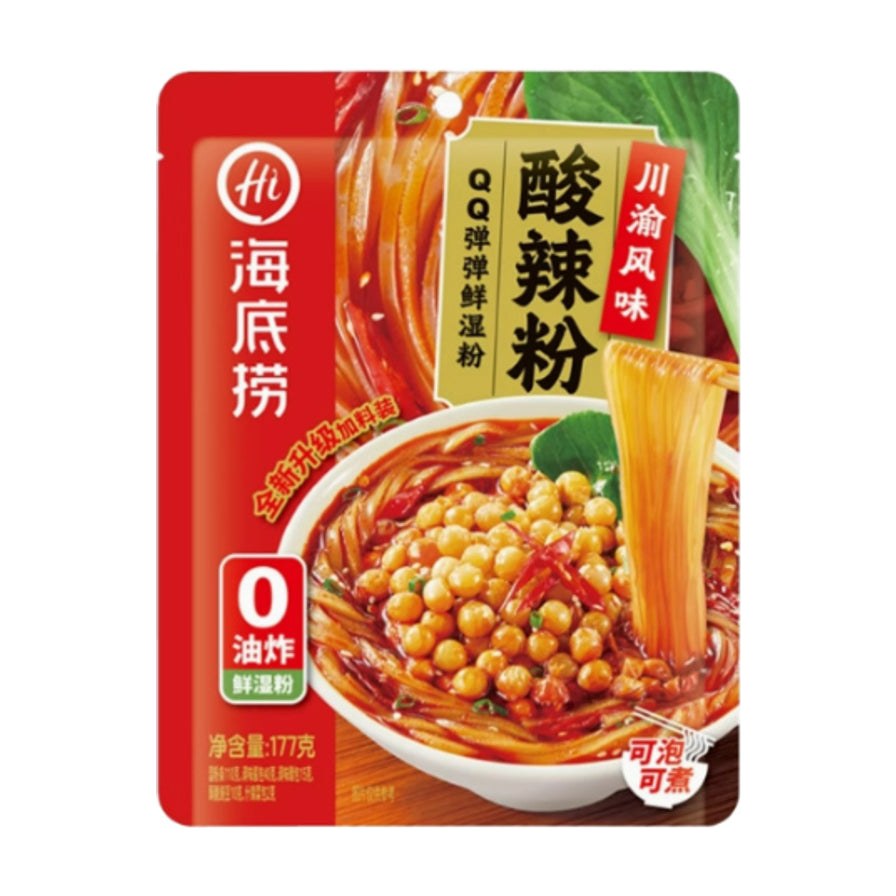 海底捞川渝风味酸辣粉袋装正面图，红色包装展示成品碗装粉条、鹰嘴豆及辣椒，标注 0 油炸鲜湿粉。