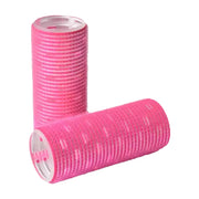 两个粉色塑料卷发筒，白色背景下的产品特写图