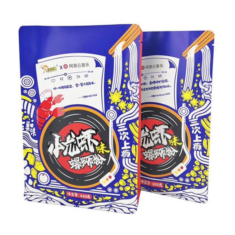 两袋好欢螺小龙虾口味螺蛳粉并排展示，蓝色包装印有唱片机和网易云音乐联名元素，标注净含量320克。