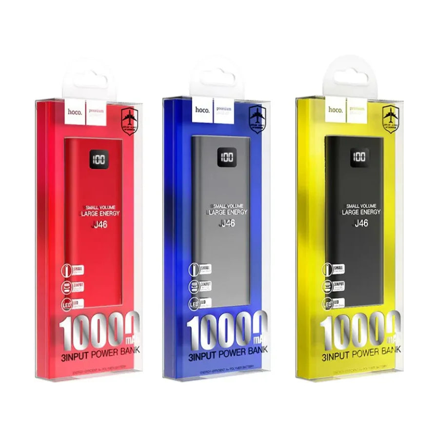 HOCO J46 10000mAh 移动电源三种颜色包装展示，分别为红色、灰色和黑色，均带有数显屏幕和三输入功能标识。