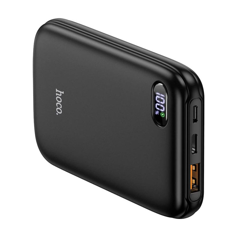HOCO Q1A 黑色迷你移动电源，侧面展示 LED 数字电量显示屏及 USB 接口细节