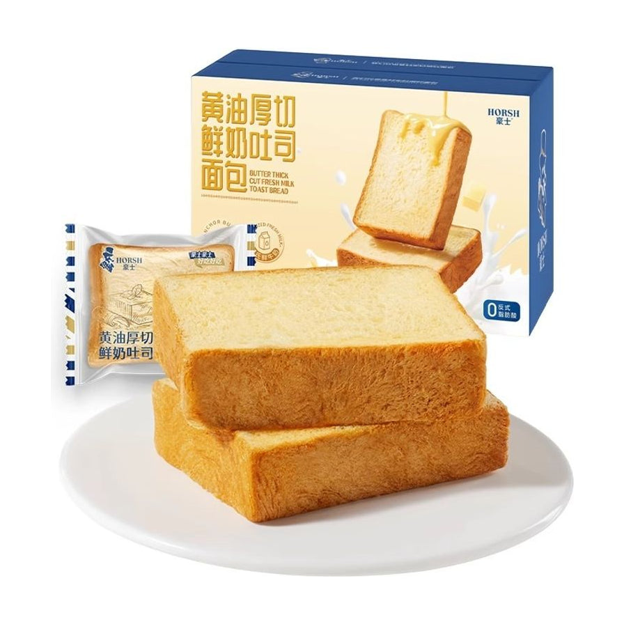 豪氏黄油厚切吐司产品主图，展示两片厚切面包置于白盘上，背景为蓝米色包装盒及独立小包装。
