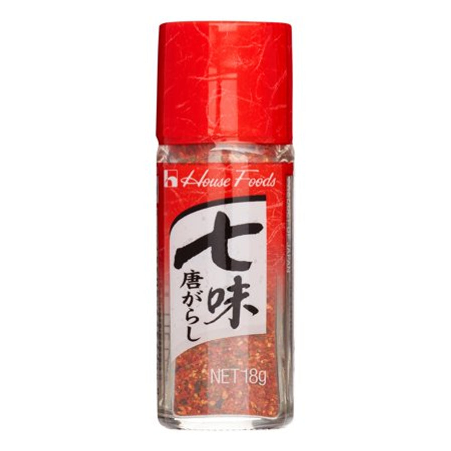 House好侍七味唐辛子辣椒粉瓶装正面图，红色瓶盖，瓶身标签印有黑色七味字样，净含量18克。