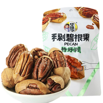 华味亨手剥碧根果奶油味包装背面，展示营养成分表和产品详细信息