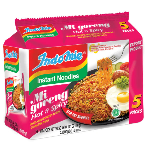 Indomie 营多捞面香辣味五连包包装正面，展示微辣口味产品外观