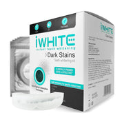 iWhite Dark Stains 牙齿美白套装产品图，展示包装盒、独立包装贴片及透明牙托。