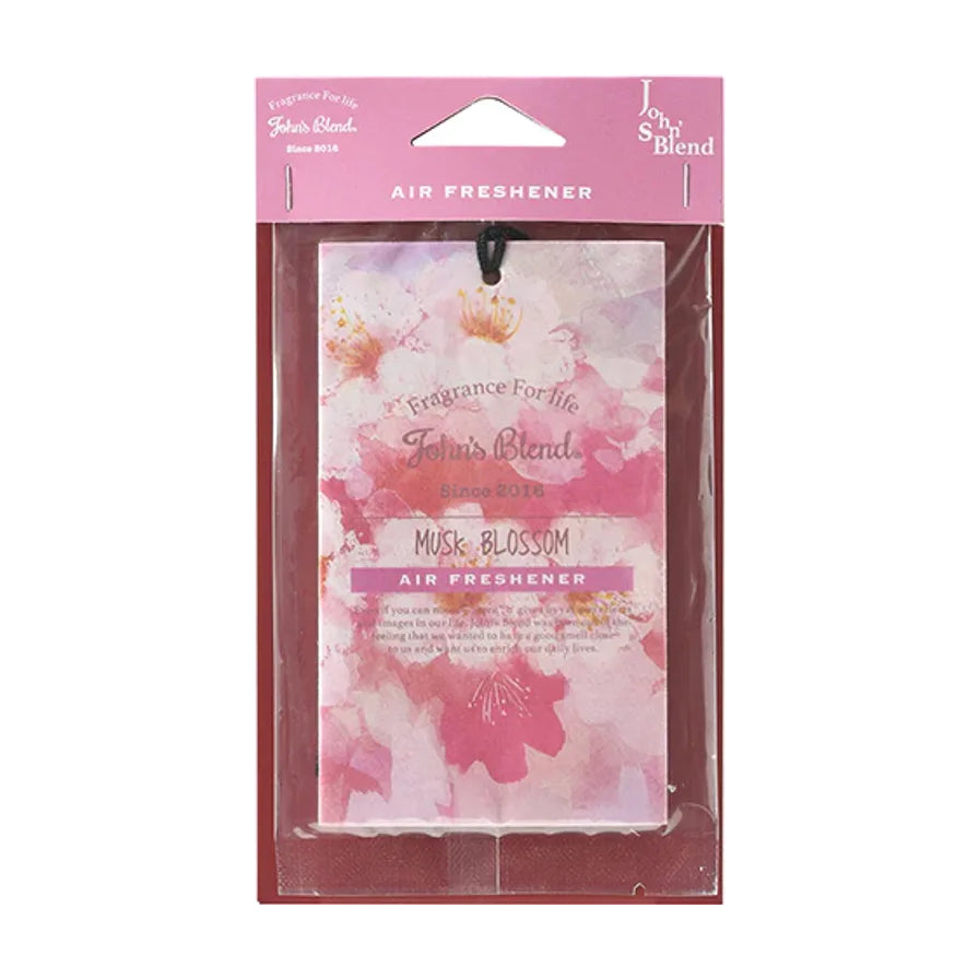 John's Blend 樱花味香薰片包装正面，粉色卡头与透明袋身展示带有樱花图案的香薰片本体。