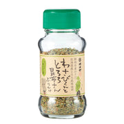 龟屋山葵昆布拌饭料 46g 包装正面，日式辛辣鲜香调味品