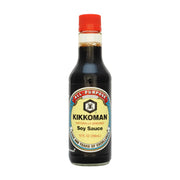 日本万字Kikkoman原味酱油250ml瓶装，红色瓶盖，经典黄色标签。