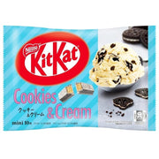 日本 KitKat 奥利奥雪糕奶茶味威化酥独立包装特写