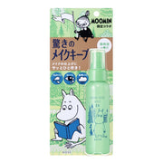高丝 Kose Moomin 联名款定妆喷雾绿色森林浴香型包装正面图，印有姆明家族图案。
