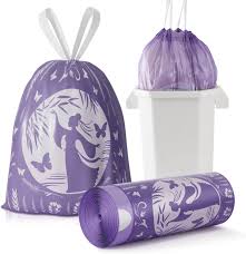 Cozy Nook 薰衣草印花加厚抽绳垃圾袋，紫色花纹包装正面展示