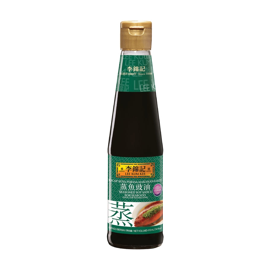 李锦记蒸鱼豉油瓶装正面图，绿色标签上印有清蒸鱼图案，展示产品包装细节。