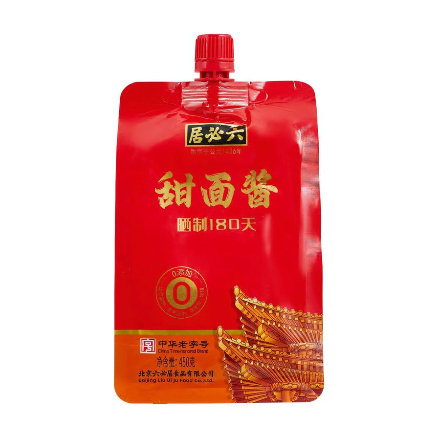 六必居甜面酱450g红色旋盖袋装正面图，包装上印有老字号标识、晒制180天及0添加字样。