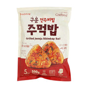 LOTTE 韩国特色牛肉饭团 500g 包装正面图，展示全州拌饭风味饭团实物图，包含 5 个独立包装，标注微波炉和空气炸锅加热时间。