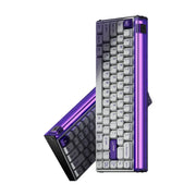 MelGeek MADE68 PRO+ 磁轴机械键盘，展示紫色半透明外壳与灰色键帽，侧边带有发光的紫色电气灯箱。