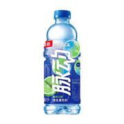 脉动维生素饮料1L大容量装，青柠口味，蓝色透明瓶身配以青柠图案。