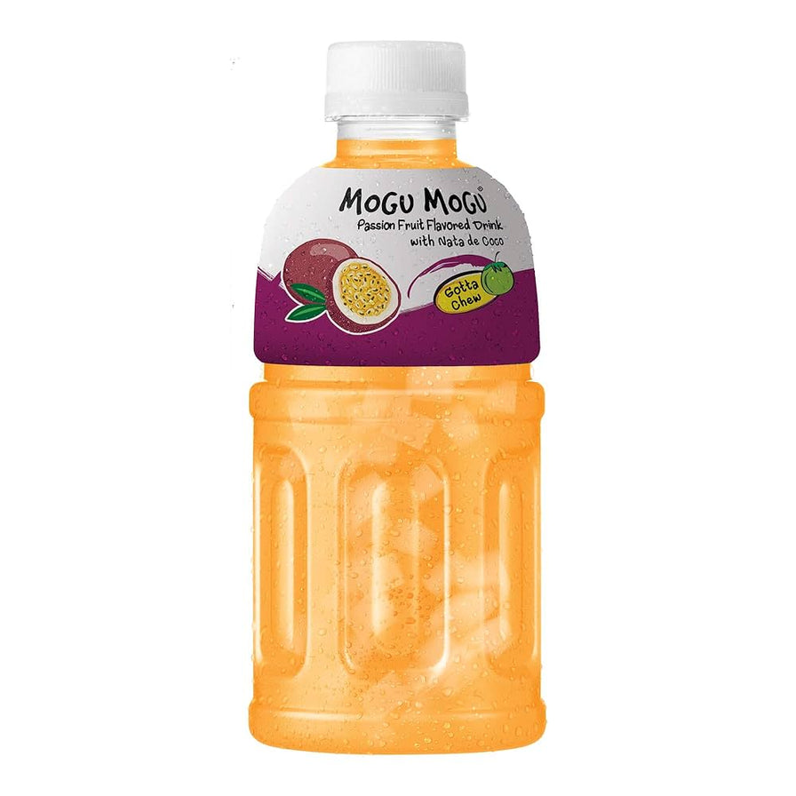 Mogu Mogu 百香果味椰果果汁单瓶装，紫色标签印有切开的百香果。