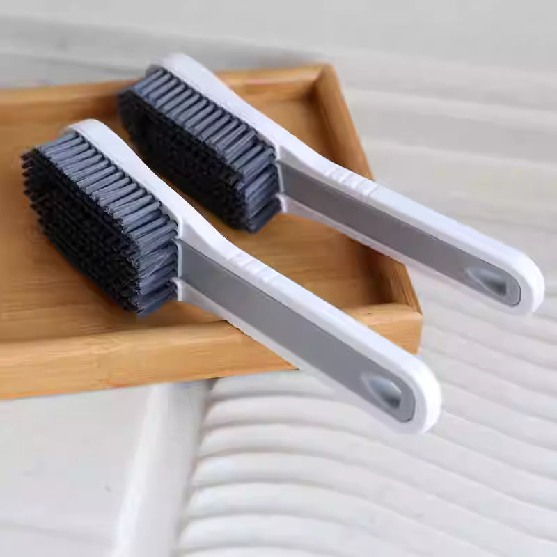 多功能组合清洁刷产品特写，展示防滑手柄与密集刷毛细节