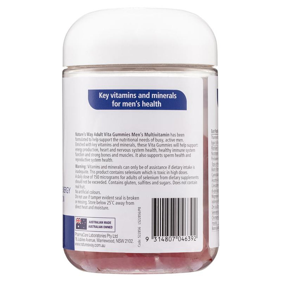 Nature’s Way 男性复合维生素软糖瓶身背面，标签写有 Key vitamins and minerals for men’s health，并可见说明文字和条形码