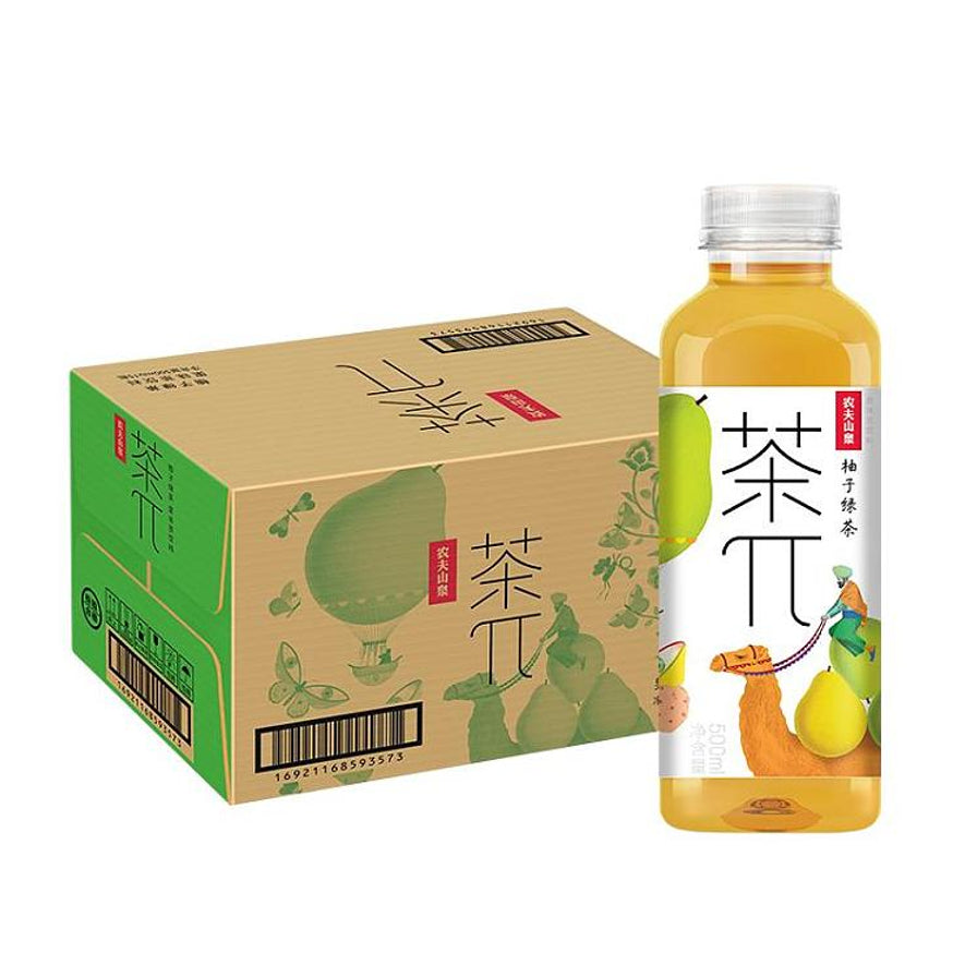 一瓶农夫山泉茶π柚子绿茶及其对应的整箱包装盒展示。