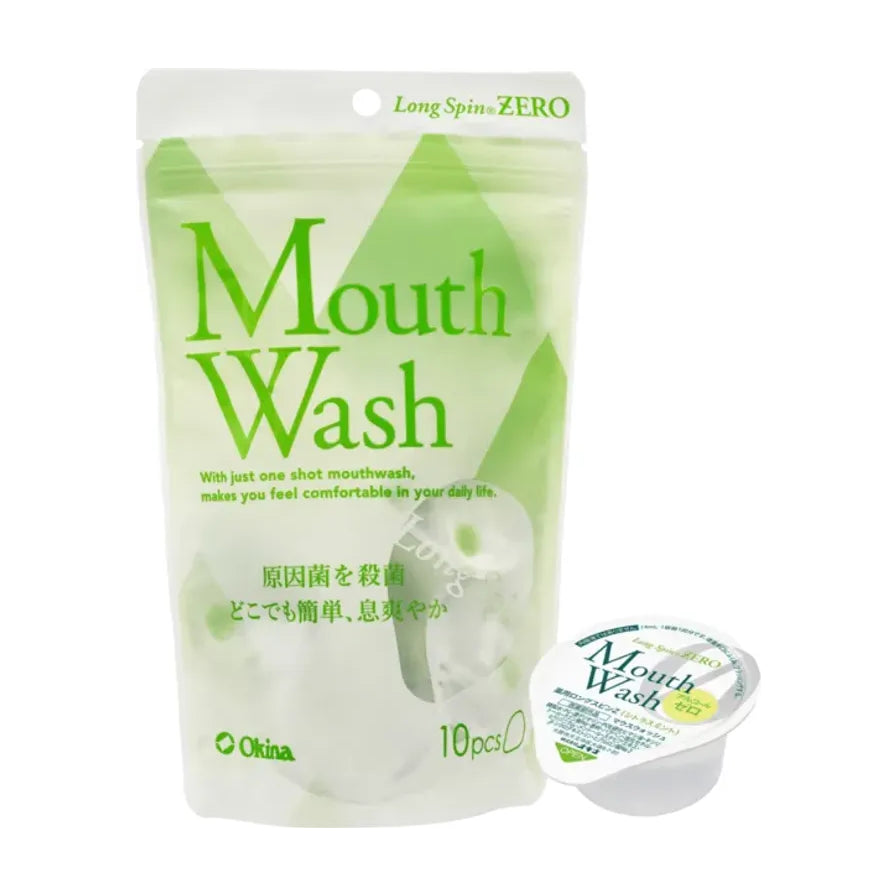 Okina 无酒精漱口水便携装，包含一个印有 Mouth Wash 字样的绿色大包装袋及一个独立的白色果冻杯装漱口水。