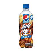 百事生可乐 BIG 版 600ml 塑料瓶装正面图，瓶身印有百事 Logo、BIG 字样及“生”字，背景为纯白色。