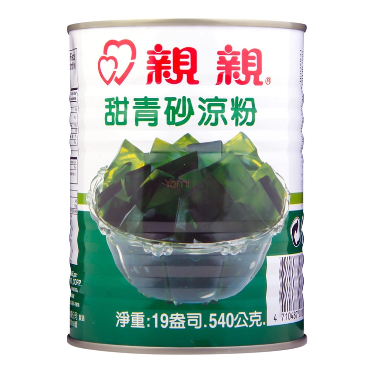 亲亲甜青砂果冻独立包装，透明袋内可见淡绿色果冻与果肉纤维