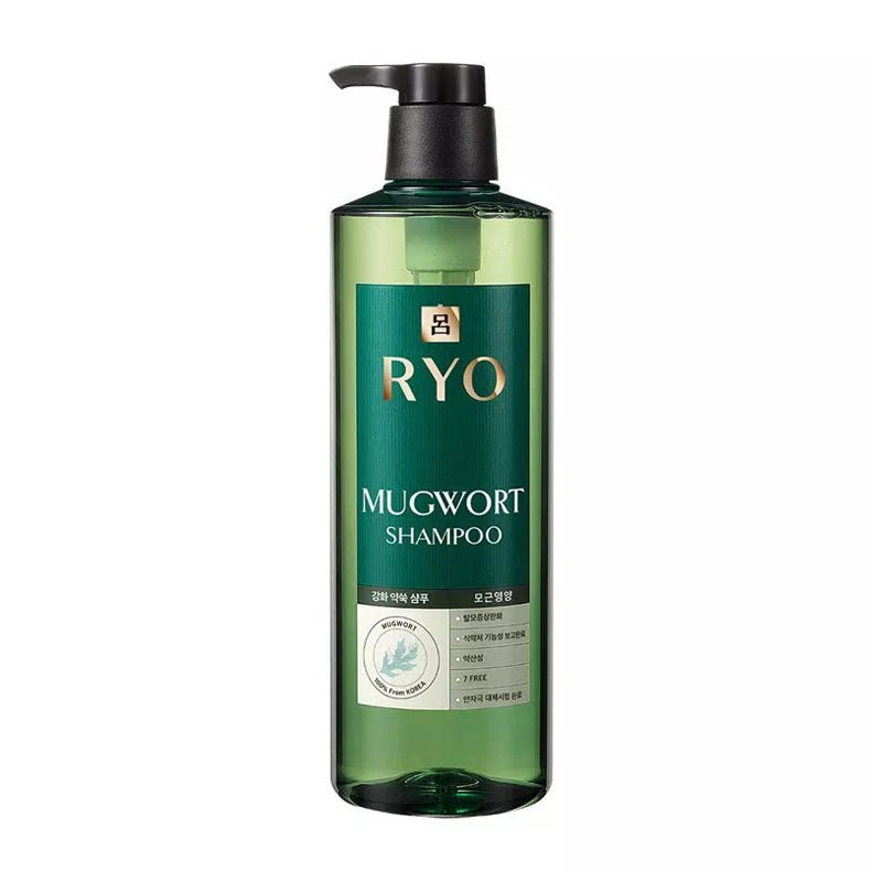 吕 RYO 黄海艾草洗发水 800ml 绿色瓶身正面图，黑色泵头设计，白色背景商品展示。