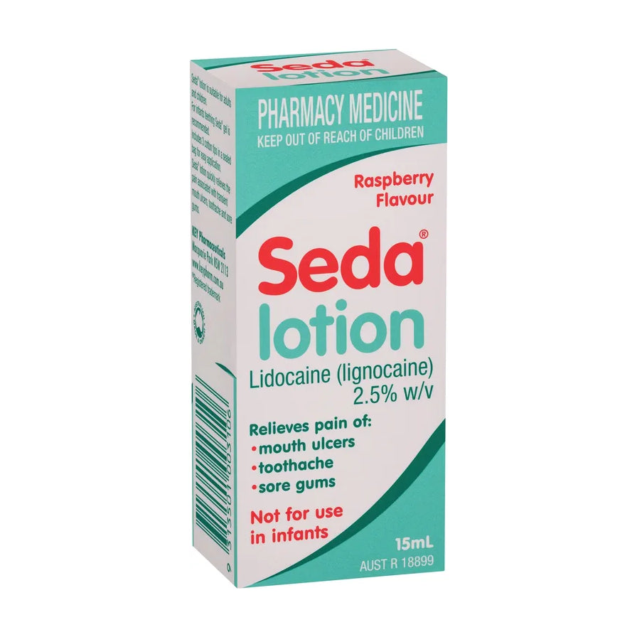 Seda Lotion 口腔止痛液 15ml 包装盒，白色与青绿色设计，标注含有 2.5% 利多卡因，覆盆子口味，适用于缓解口腔溃疡、牙痛和牙龈肿痛。