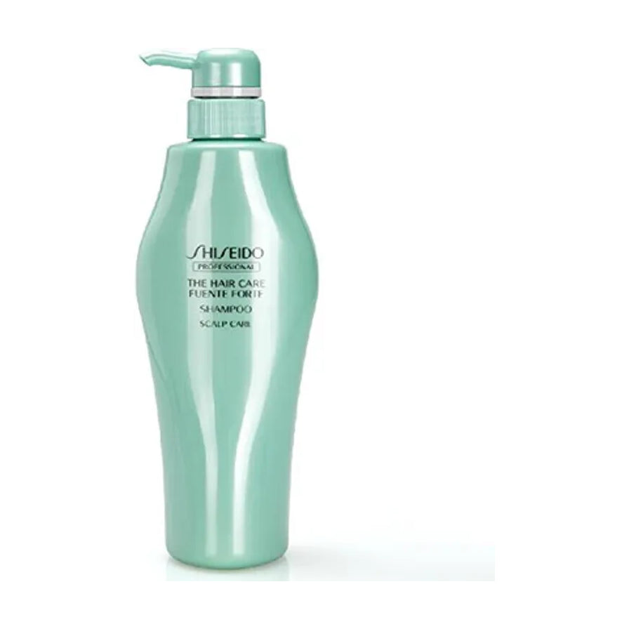 资生堂专业美发腺苷活力洗发水正面图，薄荷绿色瓶身配按压泵头，白色背景。